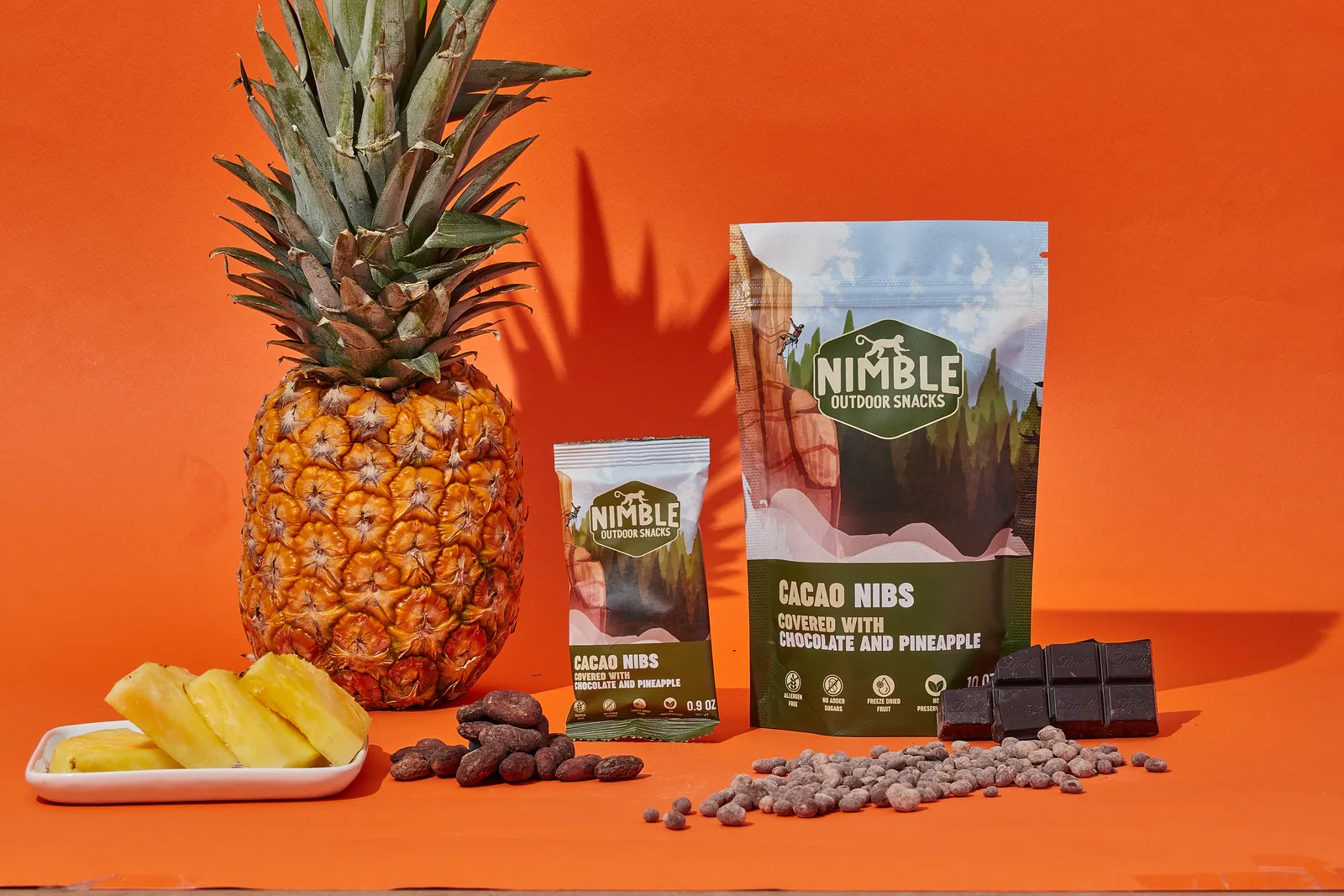 Bodegón de producto Nimble con piña y cacao